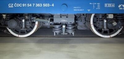 11724